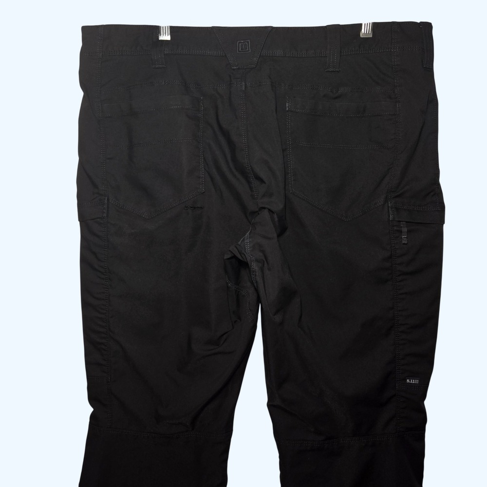 5.11 Tactical Apex Pants Mens 42x32 Black Cargo Work Utility FLAW 74434-019 READ - Picture 7 of 12